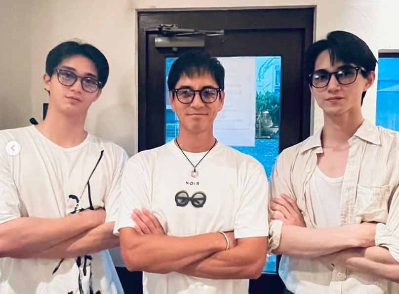 沢村一樹家族写真