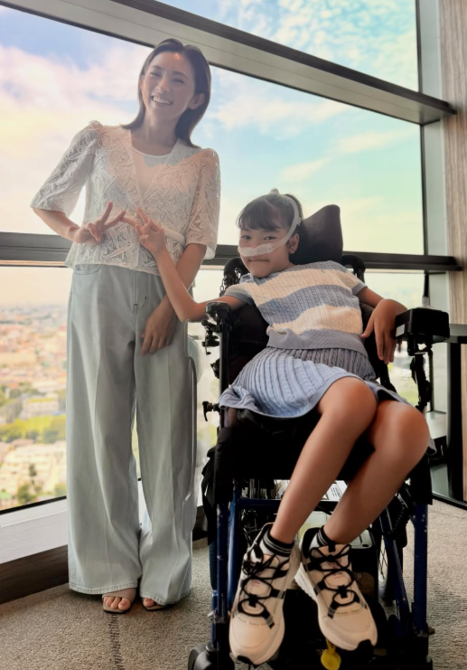 星野真里の子供の画像